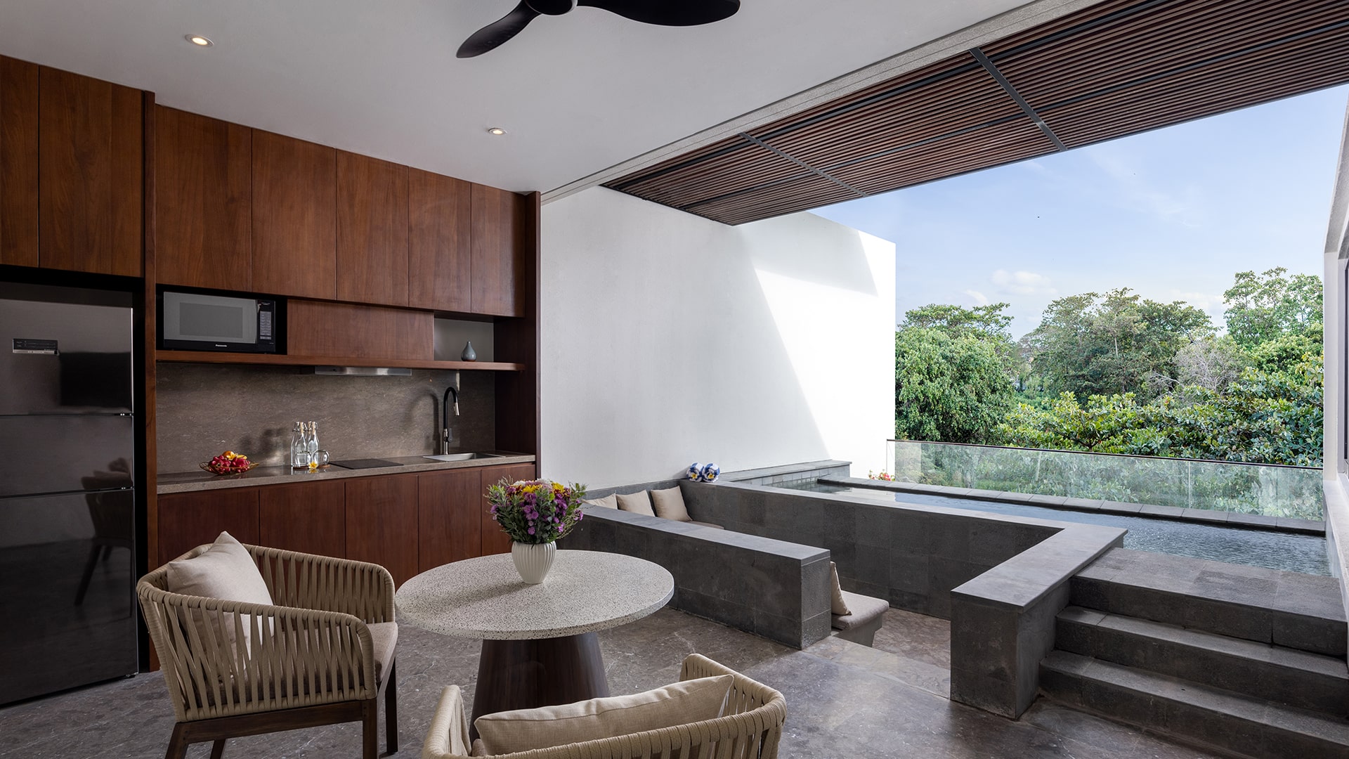 Infinity Sky Pool Villa Garden View