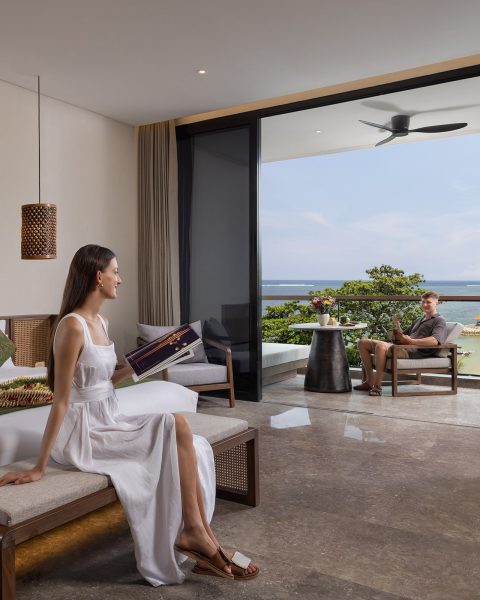 COASTAL CHARM & ISLAND ESCAPE